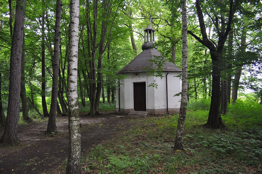 Kaplica podworska w Skrzydlowie
